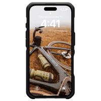 UAG Metropolis LT MagSafe Backcover iPhone 16 - Kevlar Black