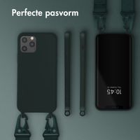 Selencia Siliconen hoesje met afneembaar koord Apple iPhone 12 (Pro) - Donkergroen