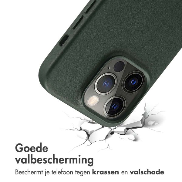 Accezz MagSafe Leather Backcover Apple iPhone 14 Pro - Cedar Green