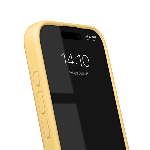 iDeal of Sweden Silicone Case met MagSafe Apple iPhone 16 - Soft Lemon
