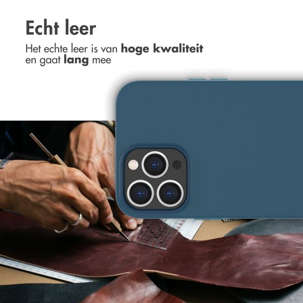 Accezz Leather Backcover met MagSafe Apple iPhone 14 Pro Max - Donkerblauw