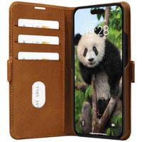 dbramante1928 Copenhagen Bookcase Apple iPhone 15 - Bruin