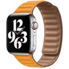 Apple Leather Link Apple Watch Series 1-9 / SE - 38/40/41 mm / Series 10 - 42 mm - Maat M/L - California Poppy