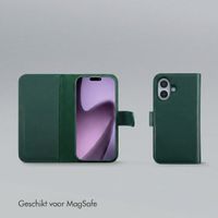 Selencia Olyn Uitneembare Bookcase met MagSafe Apple iPhone 17 - Groen