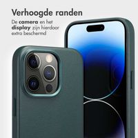 Accezz Leather Bookcase 2-in-1 met MagSafe Apple iPhone 14 Pro - Cedar Green