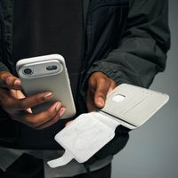 Decoded 2 in 1 Leather Detachable Wallet MagSafe Apple iPhone 17 Pro - Chocolate Brown