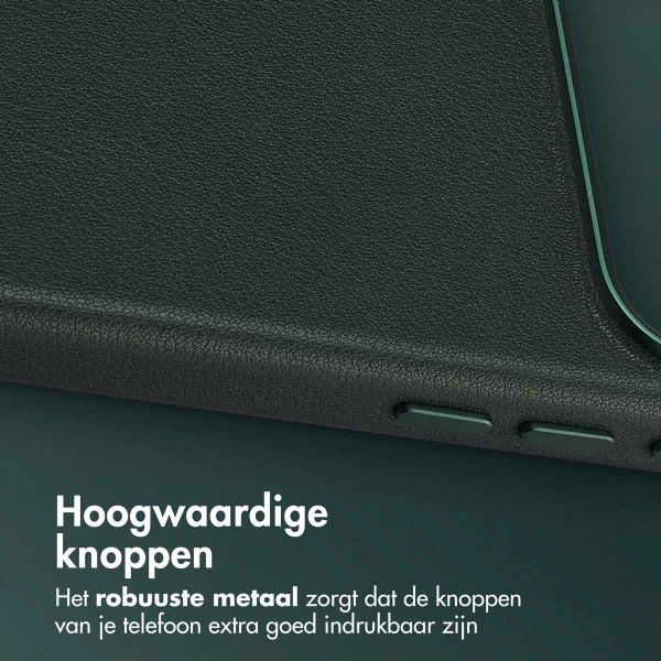 Accezz MagSafe Leather Backcover Apple iPhone 17 Pro Max - Cedar Green