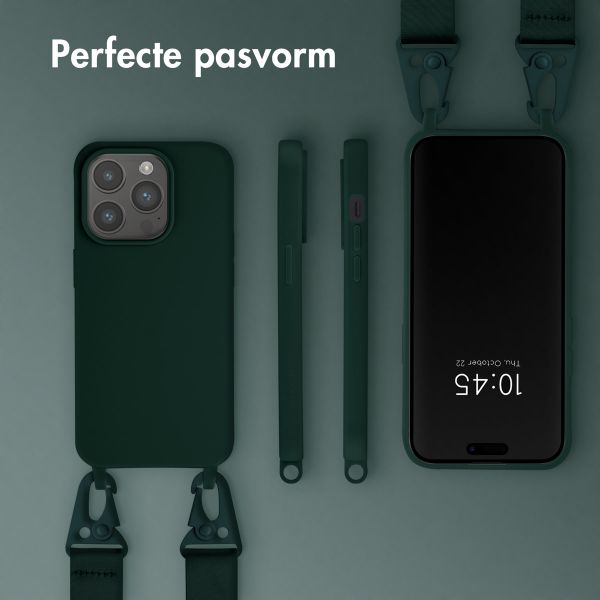 Selencia Siliconen hoesje met afneembaar koord Apple iPhone 15 Pro - Donkergroen
