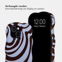 Selencia Vivid Wavy Backcover met MagSafe Apple iPhone 15 - Dream Swirl Chocolate