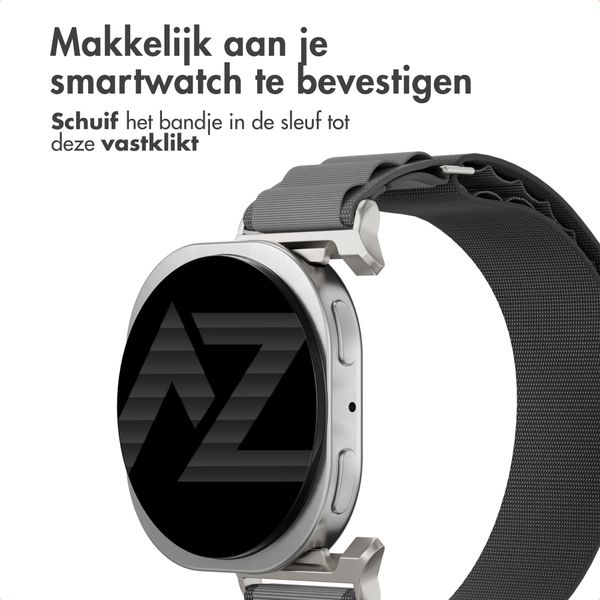 Accezz Nylon Alpine bandje Samsung Galaxy Watch 9 (40/44mm) / Watch 8 (40/44mm) / Classic (46mm) - Dark Grey