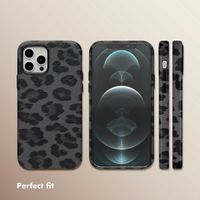 Selencia Sabi Back Cover Panther Print with MagSafe Apple iPhone 12 (Pro) - Midnight Black