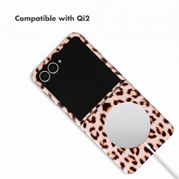 Selencia Vivid Back Cover with MagSafe Samsung Galaxy Z Flip 8 - Wild Leo