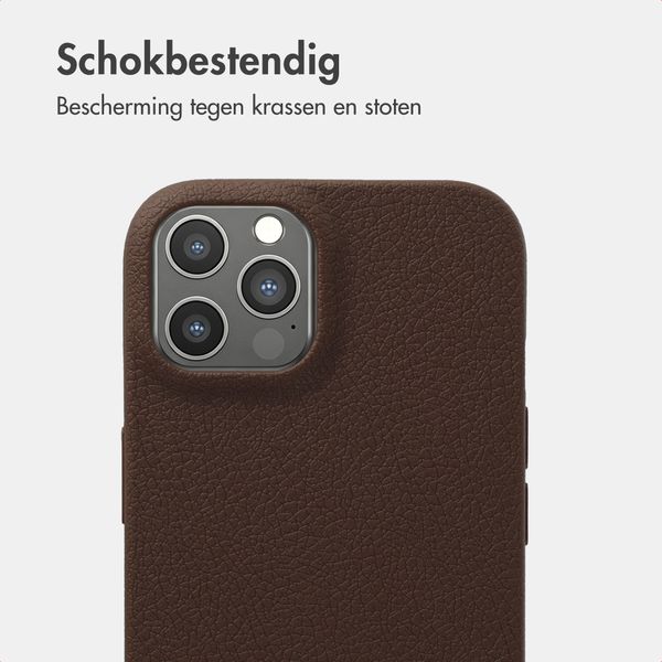 imoshion Texture Backcover iPhone 12 / 12 Pro - Donkerbruin