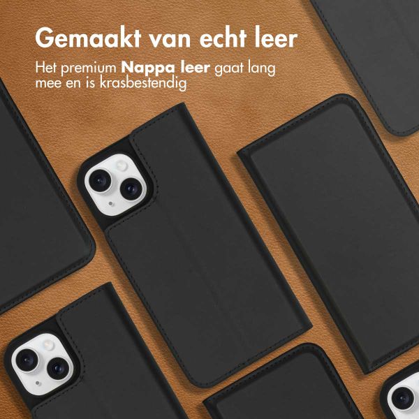 Accezz Premium Leather Slim Bookcase Apple iPhone 15 - Zwart