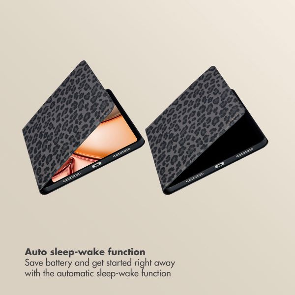 Selencia Sabi Bookcase with Leopard Print Apple iPad Air 11 inch (2026) M4 / (2025) M3 / (2024) M2 / Air 5 (2022) / Air 4 (2020) - Midnight Black