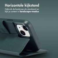 Accezz Leather Bookcase 2-in-1 met MagSafe Apple iPhone 14 - Cedar Green