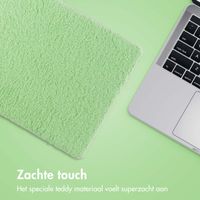 imoshion Teddy Hard Cover Apple MacBook Air 13 inch (2022 / 2024 M3 chip / 2025 M4 chip) - Matcha Green