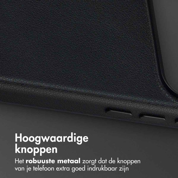 Accezz MagSafe Leather Backcover Apple iPhone 17 Pro - Onyx Black