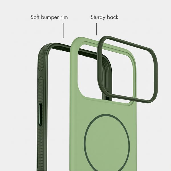 imoshion Colour Back Cover with Thin MagSafe Ring Apple iPhone 17 Pro Max - Dark Green