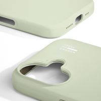 iDeal of Sweden Silicone Case met MagSafe Apple iPhone 16 - Sage Green