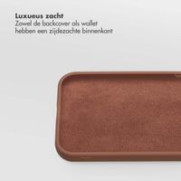 Selencia Olyn Uitneembare Bookcase met MagSafe Apple iPhone 12 (Pro) - Bruin