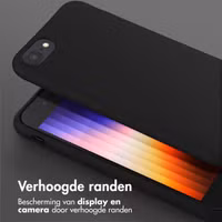 Selencia Siliconen hoesje met afneembaar koord Apple iPhone SE (2022 / 2020) / 8 / 7 - Zwart