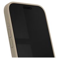 iDeal of Sweden Silicone Case met MagSafe Apple iPhone 15 Pro - Beige