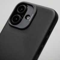 Decoded Leather Backcover MagSafe Apple iPhone 16 - Zwart