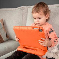 imoshion Kidsproof Backcover met handvat Lenovo Tab P11 / P11 Plus - Oranje