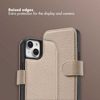 Selencia Riva Bookcase with MagSafe and phone strap Apple iPhone 15 - Beige