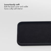 Selencia Olyn Detachable Bookcase with MagSafe Apple iPhone 12 (Pro) - Black