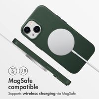 Accezz Leather Back Cover with MagSafe Apple iPhone 15 - Cedar Green