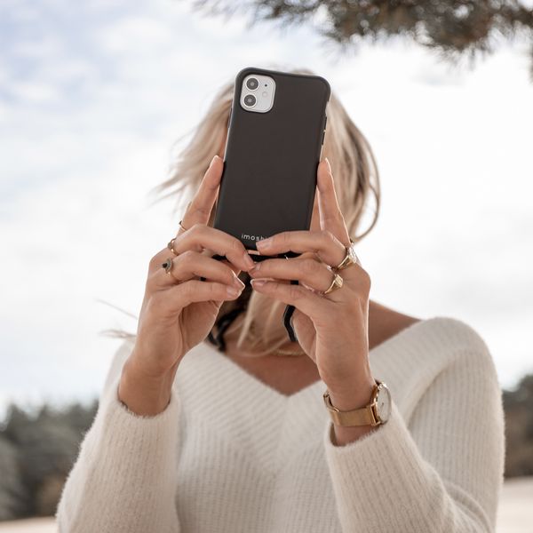 imoshion Color Backcover met afneembaar koord Apple iPhone 12 (Pro) - Zwart