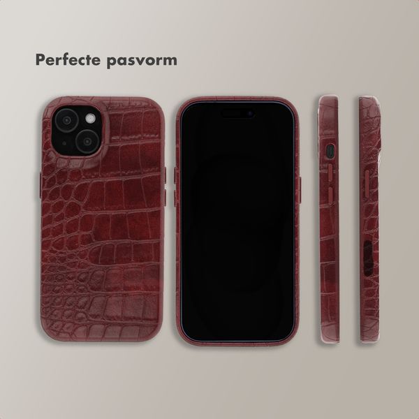 Selencia Croco Backcover met MagSafe Apple iPhone 15 - Burgundy