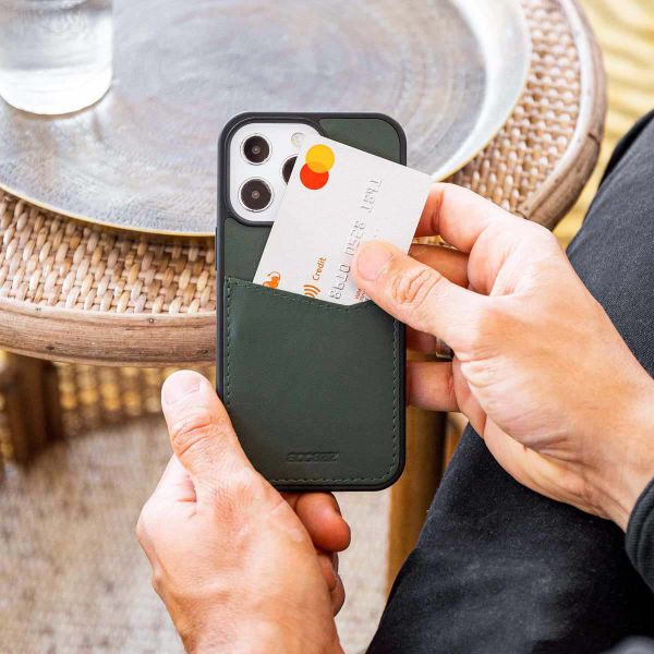 Accezz Premium Leather Card Slot Backcover Apple iPhone 14 Pro Max - Groen