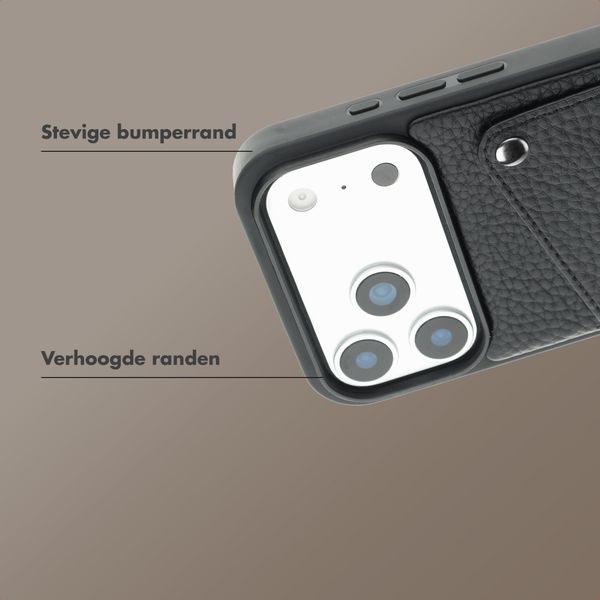 Selencia Riva Backcover met Pashouder Apple iPhone 17 Pro Max - Zwart