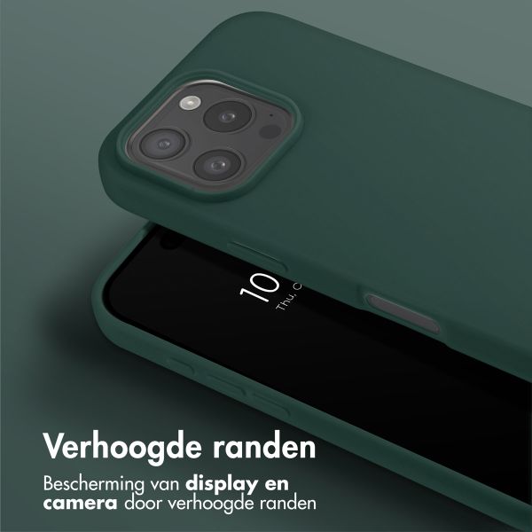 Selencia Siliconen hoesje met afneembaar koord iPhone 16 Pro - Donkergroen