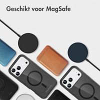 imoshion Sparkle Backcover met MagSafe Apple iPhone 17 Pro - Zwart