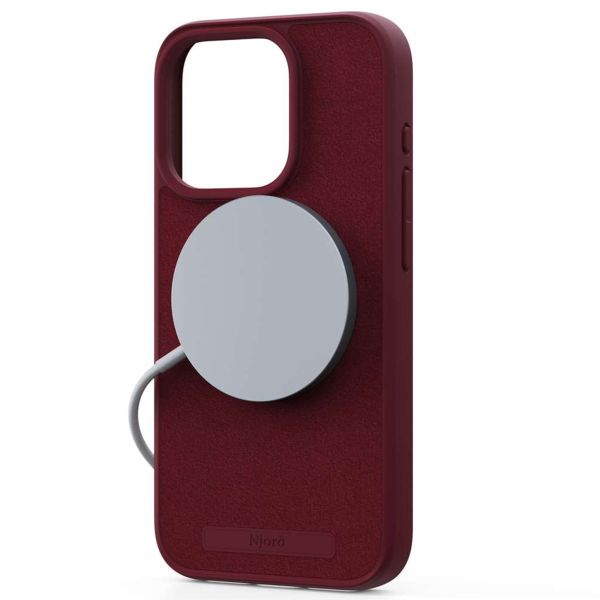 Njorð Collections Suède Comfort+ Case MagSafe iPhone 15 Pro - Red