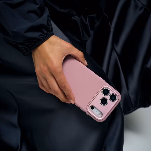 Decoded Silicone Backcover MagSafe Apple iPhone 17 Pro Max - Rosette
