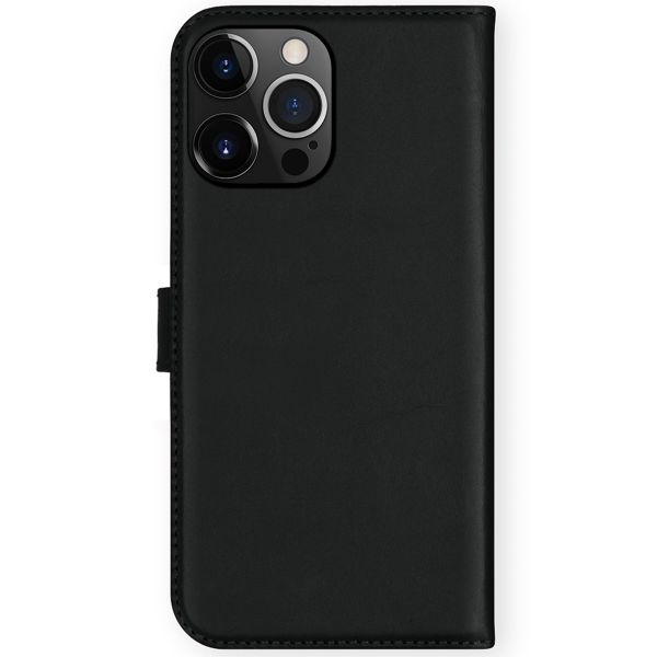Selencia Echt Leren Bookcase iPhone 13 Pro Max - Zwart