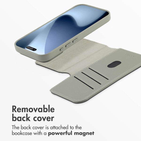 Accezz 2-in-1 Leather Bookcase with MagSafe Apple iPhone 17 Pro - Light Grey