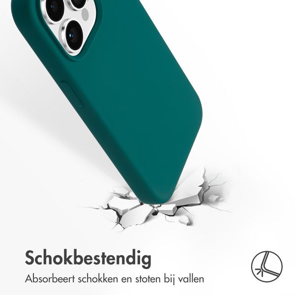 Accezz Liquid Silicone Backcover met MagSafe Apple iPhone 15 Pro - Forest Green