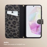 Selencia Sabi Bookcase met Panterprint Samsung Galaxy A35 - Midnight Black