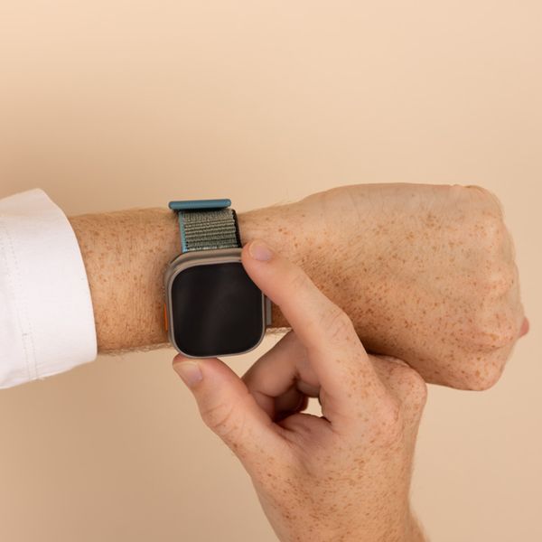 imoshion Nylon Strap Apple Watch | 44/45/46/49 mm - Dark Olive