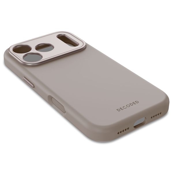 Decoded Silicone Backcover MagSafe Apple iPhone 17 Pro Max - Soft Taupe