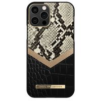 iDeal of Sweden Atelier Backcover iPhone 12 (Pro) - Midnight Python