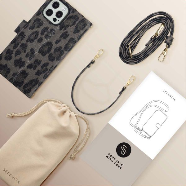 Selencia Sabi Bookcase with Leopard Print Apple iPhone 12 (Pro) - Midnight Black