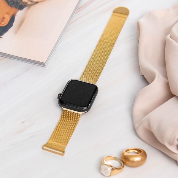 imoshion Milanees magnetisch bandje Apple Watch Series 1 t/m 9 / SE (38/40/41 mm) | Series 10 (42 mm) - Maat S - Goud