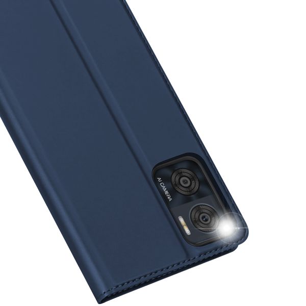 Dux Ducis Slim Softcase Bookcase Motorola Moto E22 - Donkerblauw